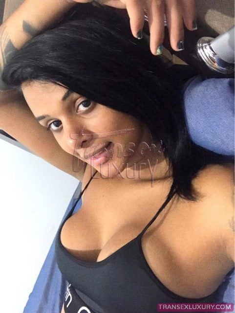 Julia Alves - Foto 79 de 182