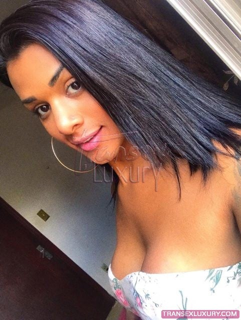 Julia Alves - Foto 97 de 182