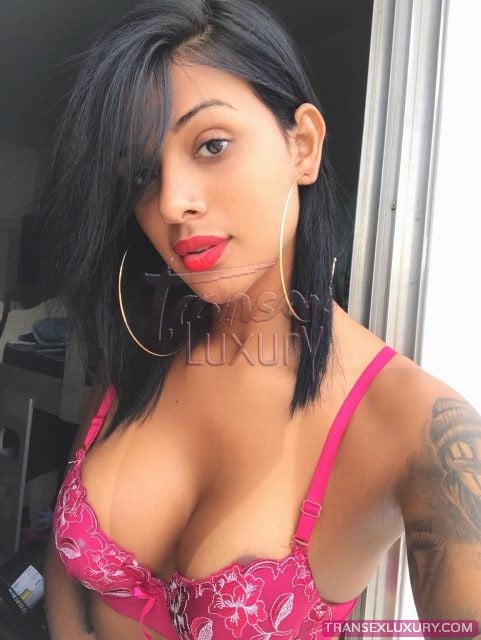 Julia Alves - Foto 104 de 182