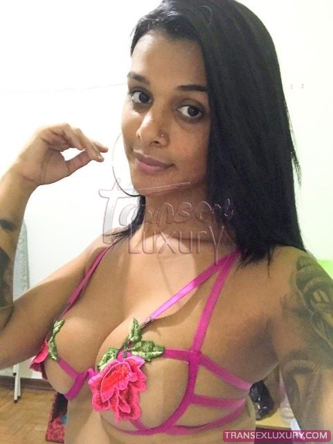 Julia Alves - Foto 161 de 182