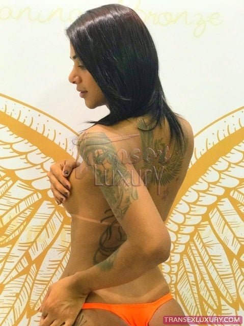 Julia Alves - Foto 179 de 182