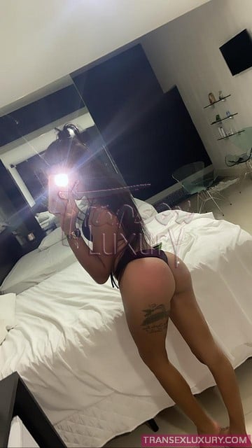 Júlia Ninfeta - Foto 3 de 7