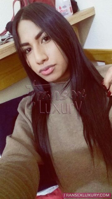Lara Manuella - Foto 3 de 35