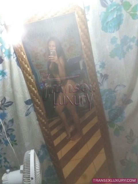 Lara Manuella - Foto 27 de 35
