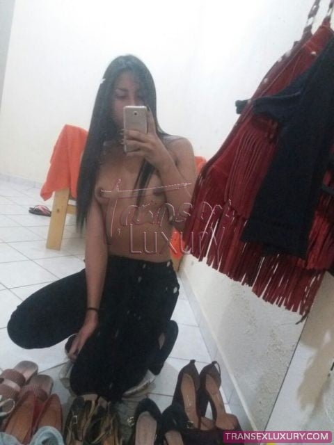 Lara Manuella - Foto 31 de 35