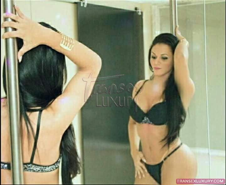Larissa Araújo - Foto 7 de 99