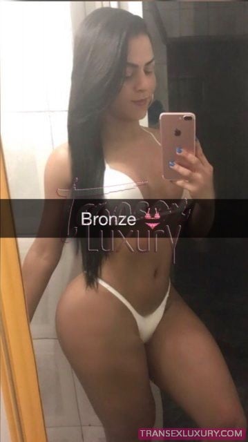 Larissa Araújo - Foto 31 de 99