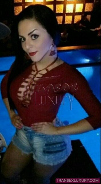 Larissa Araújo - Foto 34 de 99