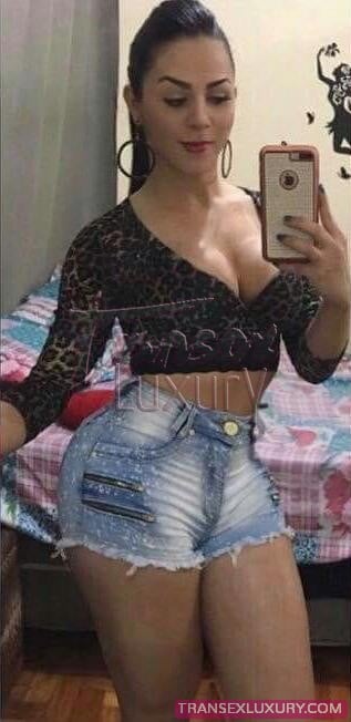 Larissa Araújo - Foto 35 de 99