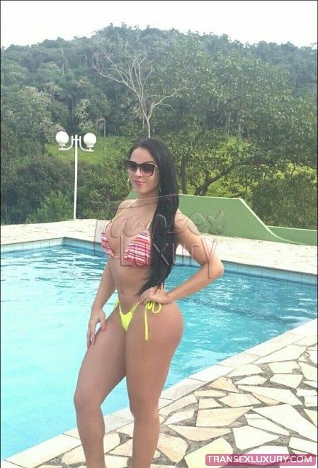 Larissa Araújo - Foto 52 de 99