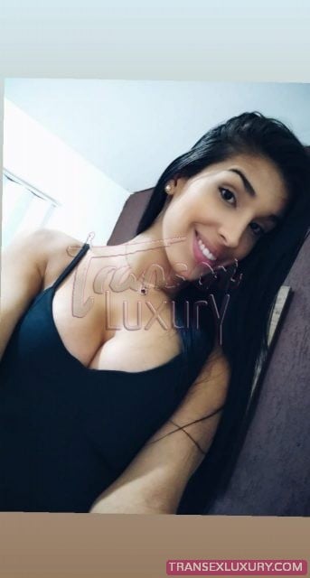 Larissa Fox - Foto 27 de 57
