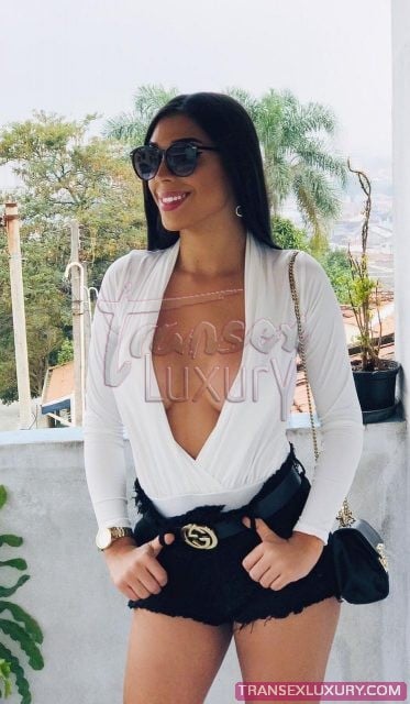 Larissa Fox - Foto 54 de 57