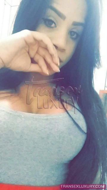 Larissa Oliveira - Foto 13 de 34