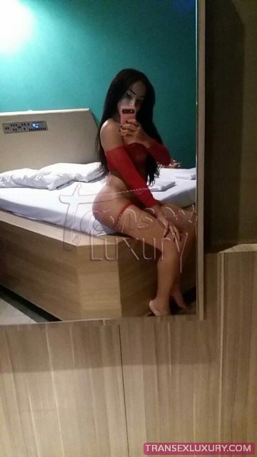 Larissa Oliveira - Foto 18 de 34