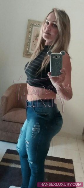 Letícia Queiroz - Foto 45 de 48