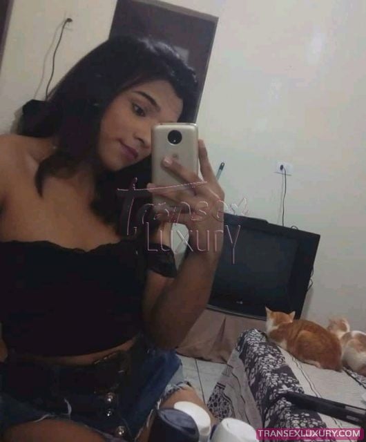 Lia Sampaio - Foto 16 de 30