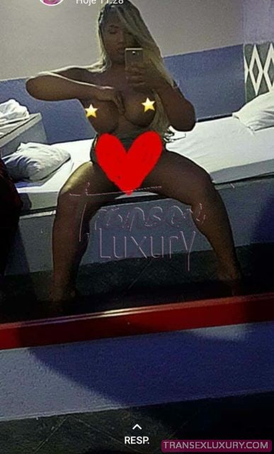 Lívia Ribeiro - Foto 37 de 90