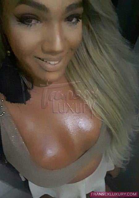 Lívia Ribeiro - Foto 38 de 90