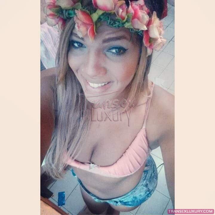 Lívia Ribeiro - Foto 56 de 90