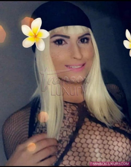 Luana Carrara - Foto 1 de 40