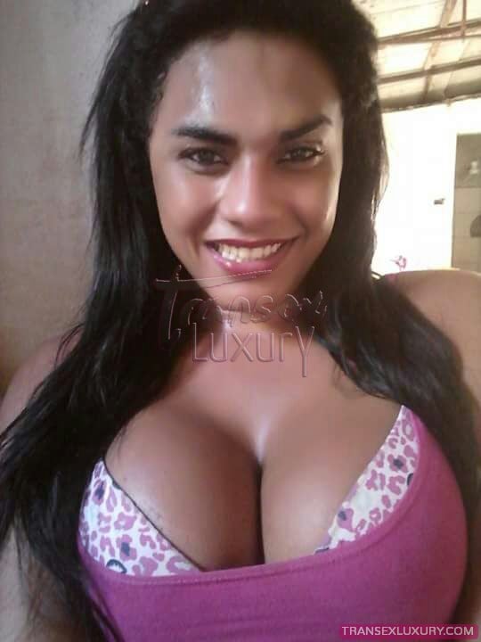 Luanny Vasconcellos - Foto 3 de 34