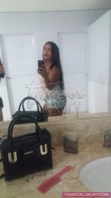 Lara Tayany - Foto 6 de 7