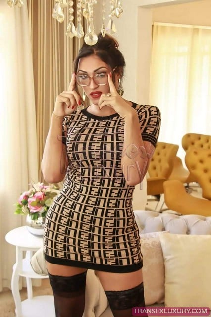Mariana Antunes - Foto 1 de 18