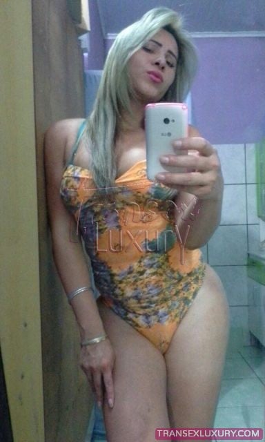Manara Shemale - Foto 18 de 78