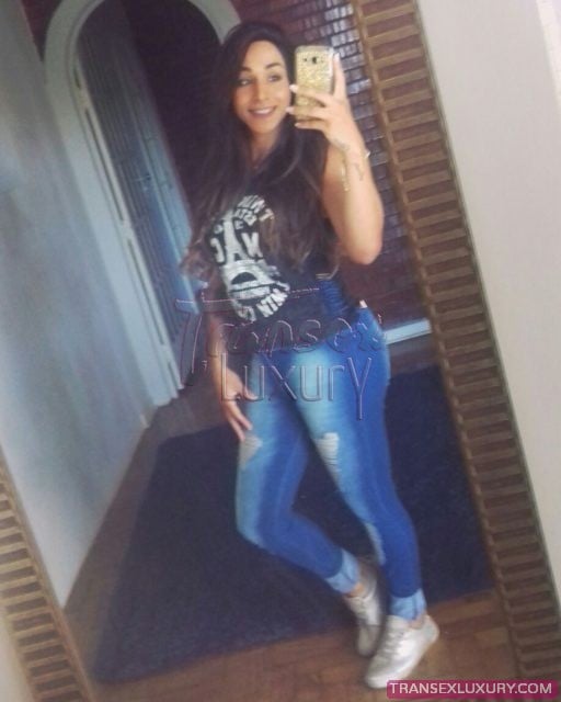 Mariana De Andrade - Foto 86 de 113