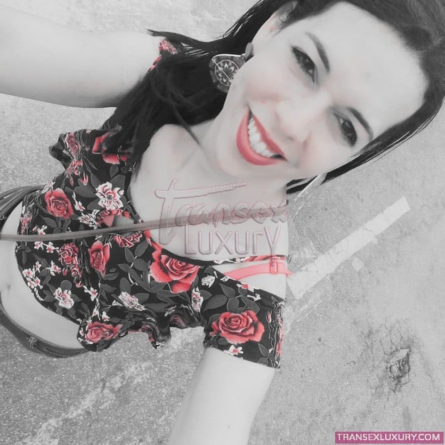 Mel Martinelly - Foto 14 de 17