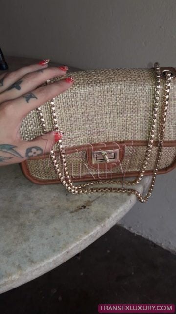 Melina Veyron - Foto 61 de 114