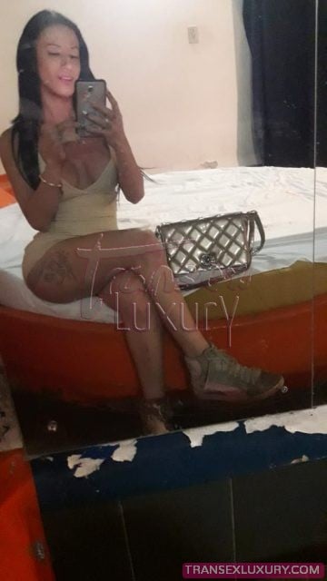Melina Veyron - Foto 77 de 114