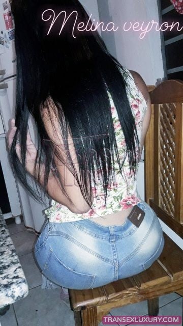 Melina Veyron - Foto 79 de 114