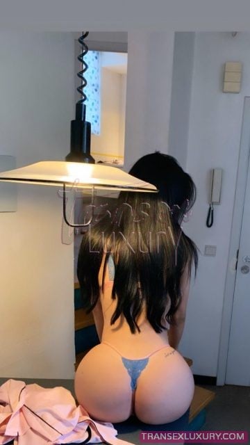 Mickaelly Menegazzi - Foto 28 de 66