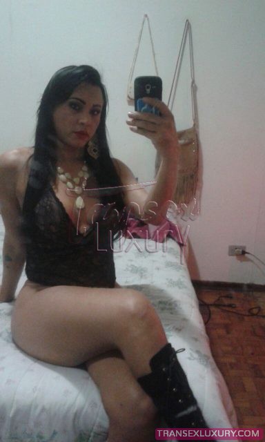 Monicke Costa - Foto 29 de 39