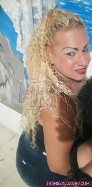 Monique Maldonado - Foto 1 de 8
