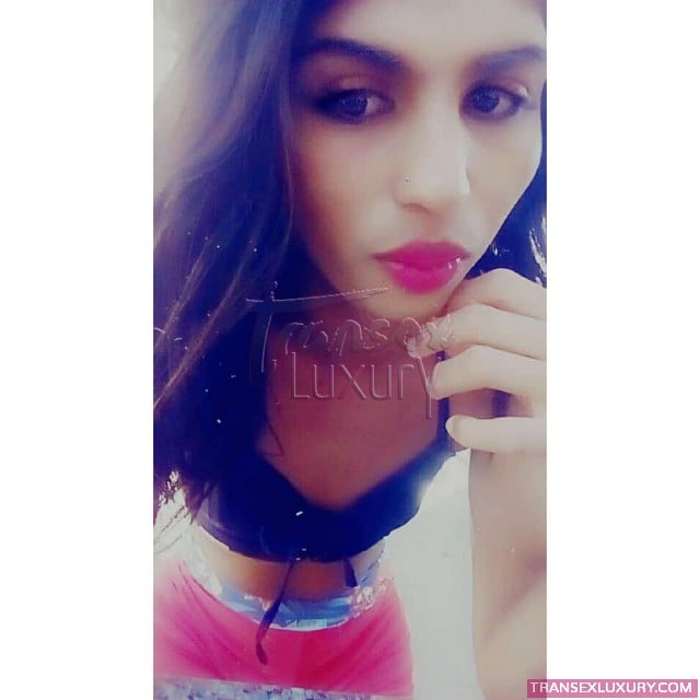 Mayara Freitas - Foto 1 de 15