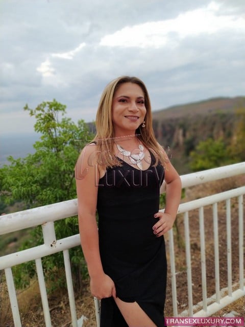Mell Lins - Foto 8 de 11