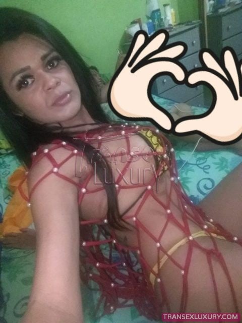 Naomy Guimarães - Foto 3 de 41