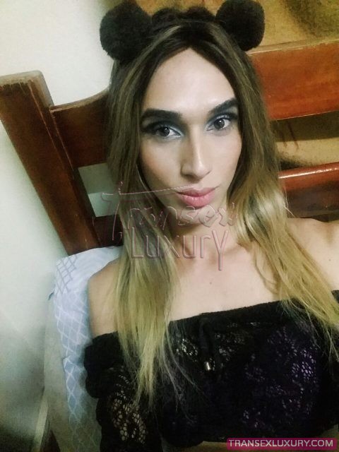 Nathalia Roberta - Foto 1 de 10