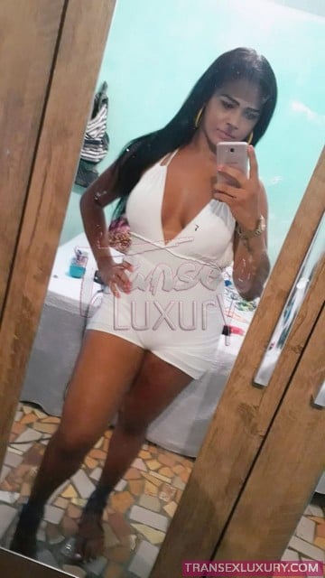 Nicole Hilton - Foto 25 de 59