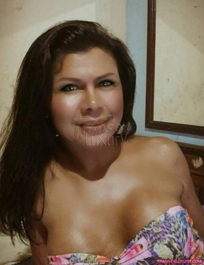 Nicole Sena - Foto 2 de 7
