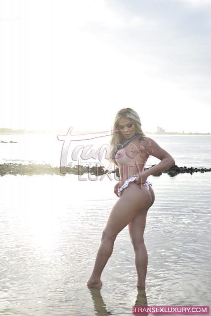 Nicolly DiCapri - Foto 14 de 114