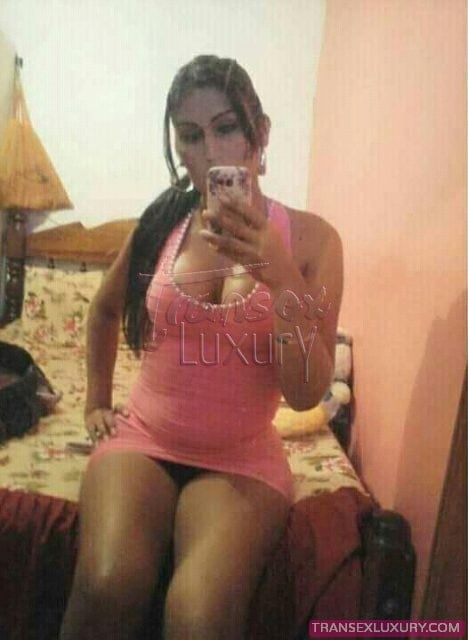 Nicolly Lins - Foto 28 de 50
