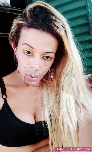 Nicoly Lima - Foto 6 de 55
