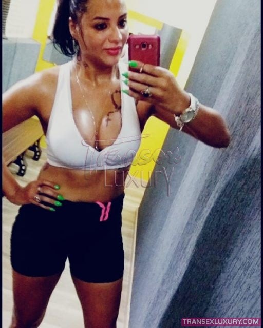 Nicoly Maya - Foto 3 de 49