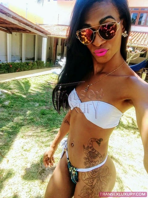Pamella Dias - Foto 1 de 8