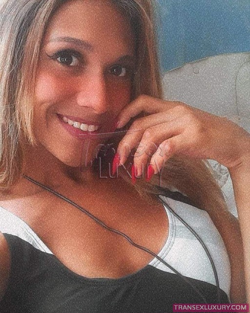 Paola Bauer - Foto 4 de 9