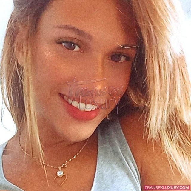 Paola Bauer - Foto 9 de 9