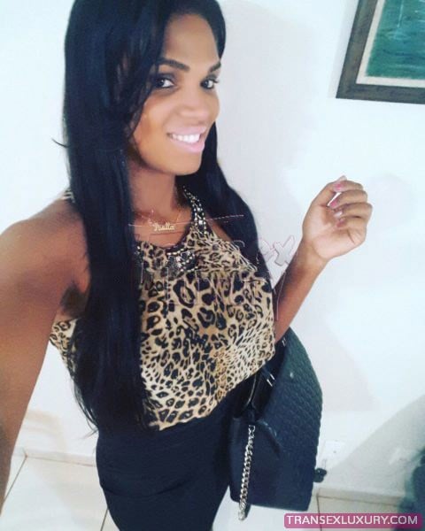 Paulla Robertha Dias - Foto 23 de 39